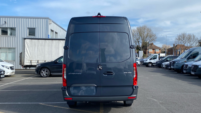 Mercedes-Benz Sprinter 315Cdi L3 Diesel Rwd 3.5t H2 Select Van 9G-Tronic - Image 10